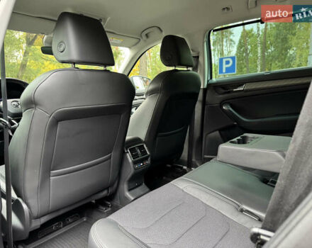 Шкода Kodiaq 2022 у Києві на Automoto.ua Сірий Шкода Kodiaq, об'ємом двигуна 2 л та пробігом 169 тис. км за 35999 $, фото 53 на Automoto.ua