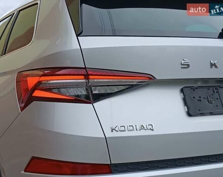 Серый Шкода Kodiaq, объемом двигателя 1.97 л и пробегом 106 тыс. км за 37700 $, фото 37 на Automoto.ua
