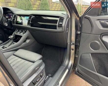 Серый Шкода Kodiaq, объемом двигателя 1.97 л и пробегом 83 тыс. км за 42900 $, фото 39 на Automoto.ua