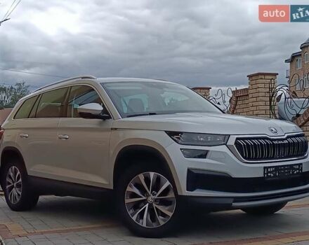 Серый Шкода Kodiaq, объемом двигателя 1.97 л и пробегом 106 тыс. км за 37950 $, фото 8 на Automoto.ua