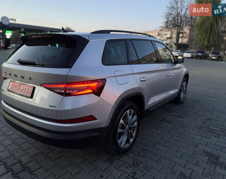 Серый Шкода Kodiaq, объемом двигателя 1.97 л и пробегом 259 тыс. км за 29499 $, фото 6 на Automoto.ua