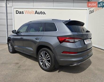 Сірий Шкода Kodiaq, об'ємом двигуна 1.97 л та пробігом 50 тис. км за 42036 $, фото 2 на Automoto.ua