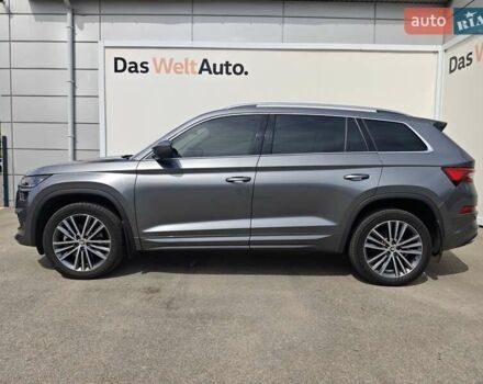 Сірий Шкода Kodiaq, об'ємом двигуна 1.97 л та пробігом 50 тис. км за 42189 $, фото 1 на Automoto.ua