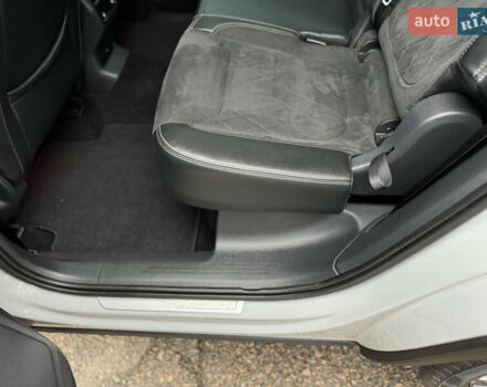 Серый Шкода Kodiaq, объемом двигателя 1.97 л и пробегом 181 тыс. км за 35500 $, фото 86 на Automoto.ua