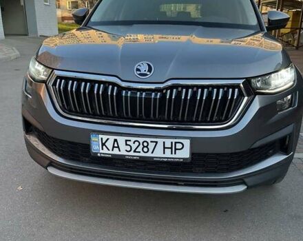 Серый Шкода Kodiaq, объемом двигателя 1.97 л и пробегом 90 тыс. км за 35500 $, фото 2 на Automoto.ua