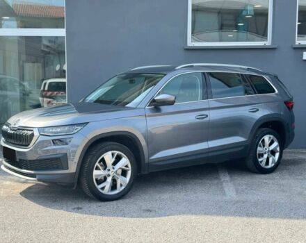 Серый Шкода Kodiaq, объемом двигателя 2 л и пробегом 10 тыс. км за 19000 $, фото 2 на Automoto.ua