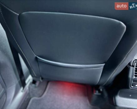 Серый Шкода Kodiaq, объемом двигателя 1.97 л и пробегом 181 тыс. км за 35500 $, фото 108 на Automoto.ua