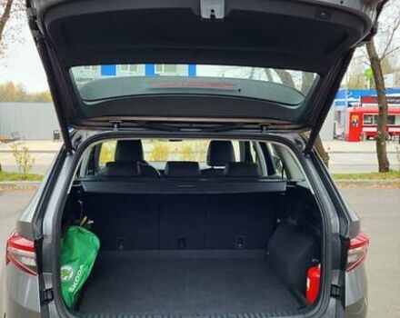 Серый Шкода Kodiaq, объемом двигателя 1.97 л и пробегом 150 тыс. км за 30500 $, фото 6 на Automoto.ua