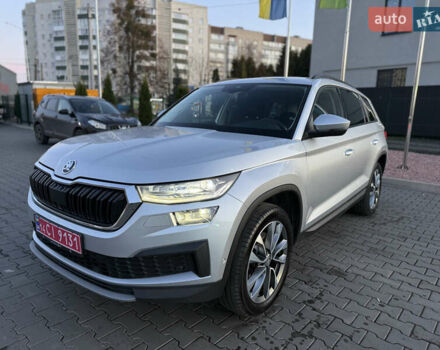 Серый Шкода Kodiaq, объемом двигателя 1.97 л и пробегом 259 тыс. км за 29499 $, фото 2 на Automoto.ua