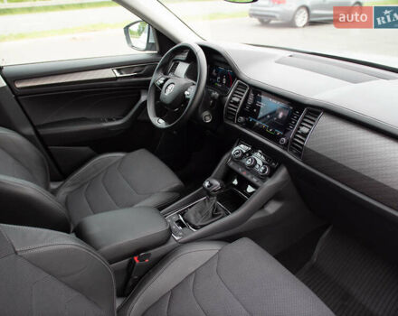 Серый Шкода Kodiaq, объемом двигателя 1.97 л и пробегом 30 тыс. км за 34500 $, фото 23 на Automoto.ua