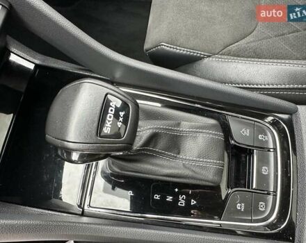 Серый Шкода Kodiaq, объемом двигателя 1.97 л и пробегом 188 тыс. км за 36950 $, фото 70 на Automoto.ua