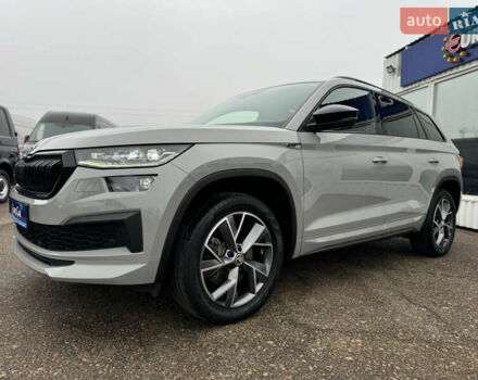 Серый Шкода Kodiaq, объемом двигателя 1.97 л и пробегом 181 тыс. км за 35500 $, фото 2 на Automoto.ua