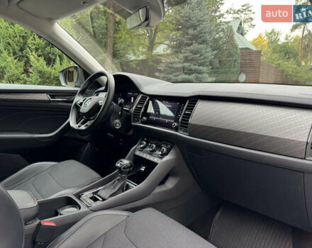 Шкода Kodiaq 2022 у Києві на Automoto.ua Сірий Шкода Kodiaq, об'ємом двигуна 2 л та пробігом 169 тис. км за 35999 $, фото 74 на Automoto.ua