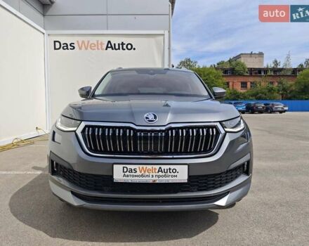 Сірий Шкода Kodiaq, об'ємом двигуна 1.97 л та пробігом 50 тис. км за 42036 $, фото 7 на Automoto.ua
