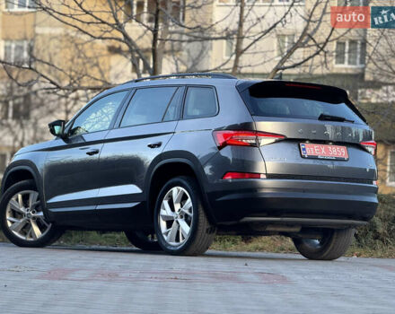 Сірий Шкода Kodiaq, об'ємом двигуна 2 л та пробігом 220 тис. км за 31200 $, фото 46 на Automoto.ua