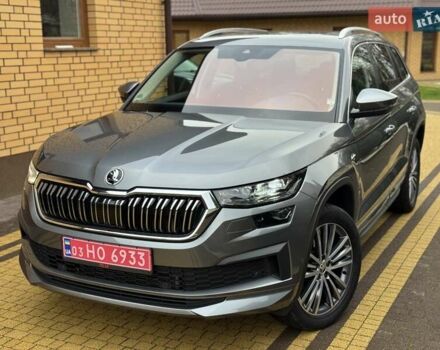 Серый Шкода Kodiaq, объемом двигателя 1.97 л и пробегом 83 тыс. км за 42900 $, фото 3 на Automoto.ua