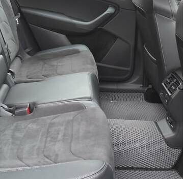 Сірий Шкода Kodiaq, об'ємом двигуна 2 л та пробігом 86 тис. км за 31900 $, фото 36 на Automoto.ua