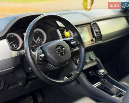 Серый Шкода Kodiaq, объемом двигателя 1.5 л и пробегом 80 тыс. км за 32000 $, фото 44 на Automoto.ua