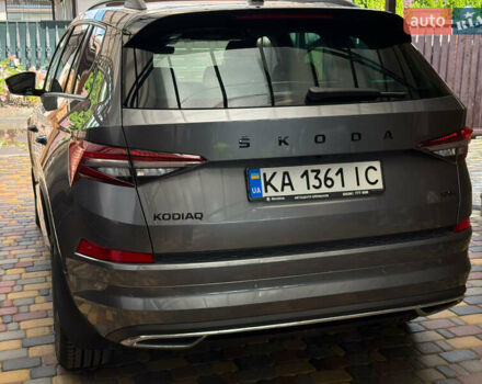 Серый Шкода Kodiaq, объемом двигателя 1.97 л и пробегом 90 тыс. км за 42000 $, фото 4 на Automoto.ua