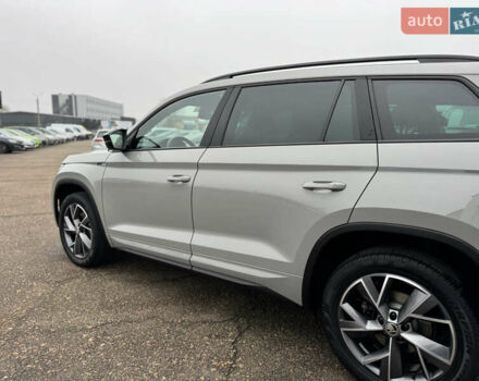Серый Шкода Kodiaq, объемом двигателя 1.97 л и пробегом 181 тыс. км за 35500 $, фото 13 на Automoto.ua