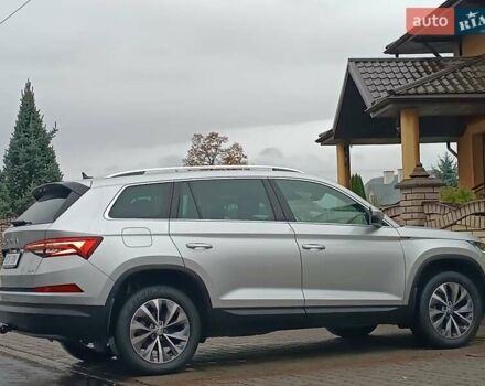 Серый Шкода Kodiaq, объемом двигателя 1.97 л и пробегом 106 тыс. км за 37700 $, фото 24 на Automoto.ua