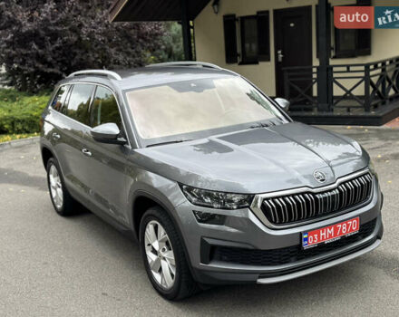 Шкода Kodiaq 2022 у Києві на Automoto.ua Сірий Шкода Kodiaq, об'ємом двигуна 2 л та пробігом 169 тис. км за 35999 $, фото 20 на Automoto.ua