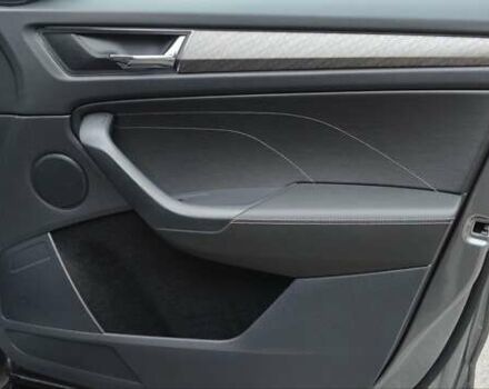 Сірий Шкода Kodiaq, об'ємом двигуна 2 л та пробігом 86 тис. км за 31900 $, фото 43 на Automoto.ua