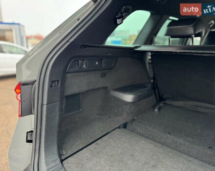 Серый Шкода Kodiaq, объемом двигателя 1.97 л и пробегом 181 тыс. км за 35500 $, фото 117 на Automoto.ua