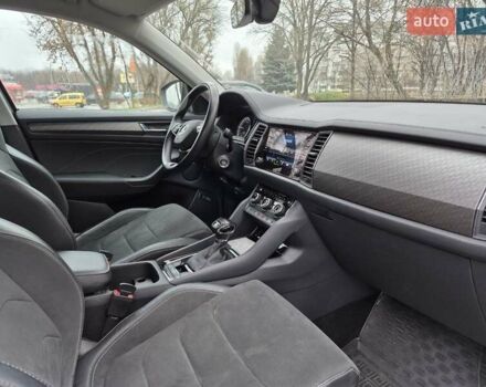 Серый Шкода Kodiaq, объемом двигателя 1.97 л и пробегом 151 тыс. км за 31500 $, фото 25 на Automoto.ua