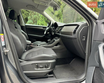 Шкода Kodiaq 2022 у Києві на Automoto.ua Сірий Шкода Kodiaq, об'ємом двигуна 2 л та пробігом 169 тис. км за 35999 $, фото 73 на Automoto.ua