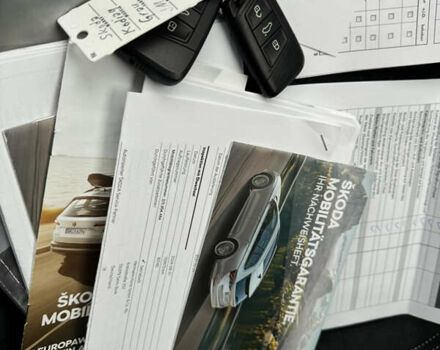 Серый Шкода Kodiaq, объемом двигателя 1.97 л и пробегом 181 тыс. км за 35500 $, фото 148 на Automoto.ua