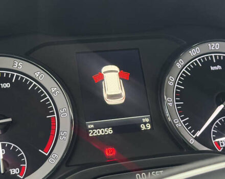 Сірий Шкода Kodiaq, об'ємом двигуна 2 л та пробігом 220 тис. км за 31300 $, фото 58 на Automoto.ua