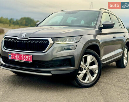Сірий Шкода Kodiaq, об'ємом двигуна 2 л та пробігом 220 тис. км за 31300 $, фото 6 на Automoto.ua