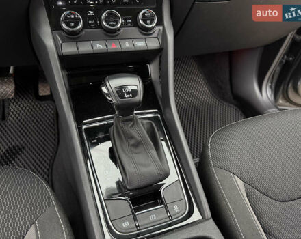 Серый Шкода Kodiaq, объемом двигателя 2 л и пробегом 67 тыс. км за 29999 $, фото 11 на Automoto.ua
