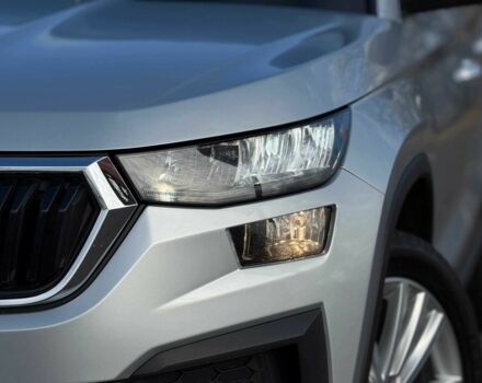 Серый Шкода Kodiaq, объемом двигателя 1.5 л и пробегом 80 тыс. км за 32000 $, фото 2 на Automoto.ua