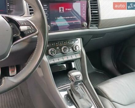 Серый Шкода Kodiaq, объемом двигателя 1.97 л и пробегом 106 тыс. км за 37700 $, фото 48 на Automoto.ua