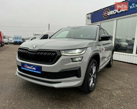 Серый Шкода Kodiaq, объемом двигателя 1.97 л и пробегом 181 тыс. км за 35500 $, фото 3 на Automoto.ua