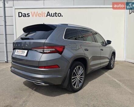 Сірий Шкода Kodiaq, об'ємом двигуна 1.97 л та пробігом 50 тис. км за 42036 $, фото 4 на Automoto.ua