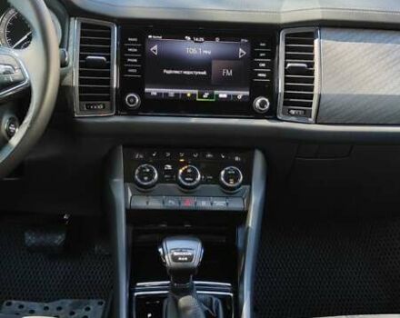 Серый Шкода Kodiaq, объемом двигателя 2 л и пробегом 86 тыс. км за 33700 $, фото 30 на Automoto.ua