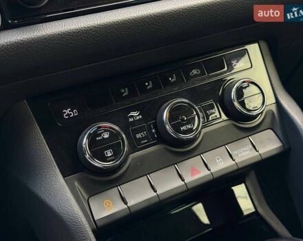 Серый Шкода Kodiaq, объемом двигателя 1.5 л и пробегом 80 тыс. км за 32000 $, фото 61 на Automoto.ua