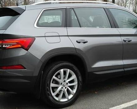 Сірий Шкода Kodiaq, об'ємом двигуна 2 л та пробігом 86 тис. км за 31900 $, фото 8 на Automoto.ua
