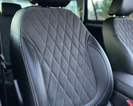 Сірий Шкода Kodiaq, об'ємом двигуна 2 л та пробігом 220 тис. км за 31200 $, фото 103 на Automoto.ua