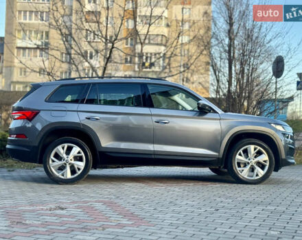 Сірий Шкода Kodiaq, об'ємом двигуна 2 л та пробігом 220 тис. км за 31200 $, фото 34 на Automoto.ua