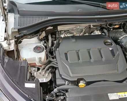 Серый Шкода Kodiaq, объемом двигателя 1.97 л и пробегом 106 тыс. км за 37700 $, фото 78 на Automoto.ua