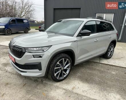 Серый Шкода Kodiaq, объемом двигателя 1.97 л и пробегом 188 тыс. км за 36950 $, фото 41 на Automoto.ua