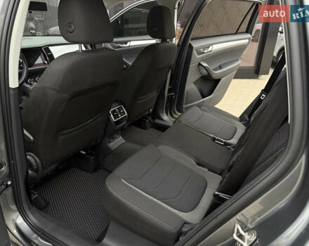 Серый Шкода Kodiaq, объемом двигателя 2 л и пробегом 67 тыс. км за 29999 $, фото 19 на Automoto.ua
