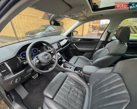 Серый Шкода Kodiaq, объемом двигателя 1.97 л и пробегом 83 тыс. км за 42900 $, фото 30 на Automoto.ua