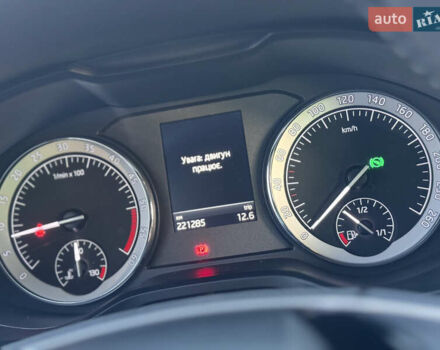 Сірий Шкода Kodiaq, об'ємом двигуна 2 л та пробігом 220 тис. км за 31200 $, фото 67 на Automoto.ua
