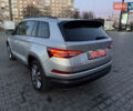 Серый Шкода Kodiaq, объемом двигателя 1.97 л и пробегом 259 тыс. км за 29499 $, фото 4 на Automoto.ua