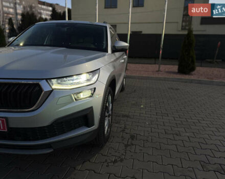 Серый Шкода Kodiaq, объемом двигателя 1.97 л и пробегом 259 тыс. км за 29499 $, фото 11 на Automoto.ua